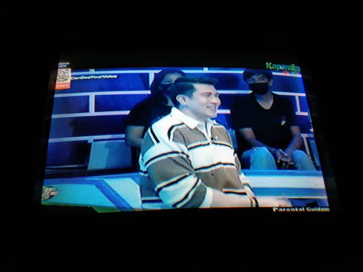 Tabude08's tweet photo. #SherynImaCanSeeYourVoice SEENGER

Palagi akong nanonood ng show nyu po Kuya Luis, pogi mo dyan oh. More power, sana marami pa kayung matulungan na naghihirap. Sana po mapili ako para po makatulong ako sa mga magulang ko kahit sa maliit na bagay... https://t.co/fvEKGNZnZ0