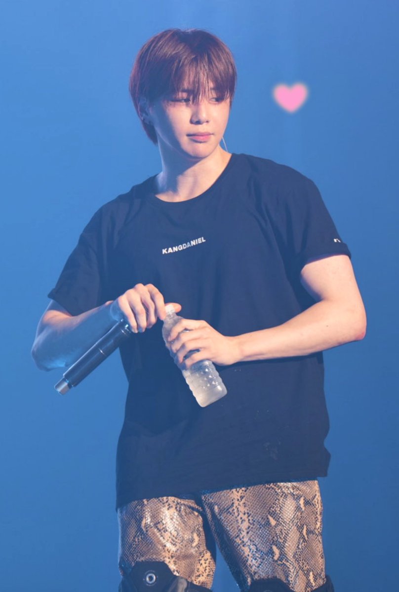 HolyBaby1210's tweet photo. 230701 
녤름

#강다니엘 #KANGDANIEL #FIRSTPARADE_ENCORE https://t.co/v1BTPkvscK