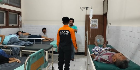 sarf50053's tweet photo. Puluhan Warga di Surabaya Keracunan Usai Makan Olahan Daging Kurban https://t.co/GCZZTeb9FJ https://t.co/AAGau8hdUq