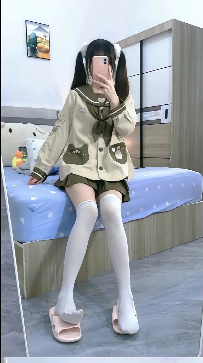 Miyaqrws's tweet photo. #迷奸 #下药 #迷玩 #miwan #mijian
小萝莉的花径太紧,没多久就能夹射了,曲径通幽第一弹! https://t.co/aR4LG6abFx
