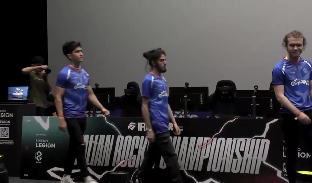 as an F3 fan, seeing <a href="/Yukeo/">Yukeo</a> &amp; <a href="/kuxir97/">kuxir97</a> walk out on a stage together again is peak