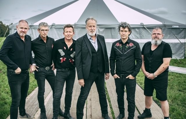 Let op! De Losserse Zomeravond met <a href="/RowwenHeze/">Rowwen Hèze</a> is verplaatst van 15 naar 14 juli (op sommige tickets staat nog 15/7, maar het is dus 14/7!). (op de huidige tickets staat het wel goed)