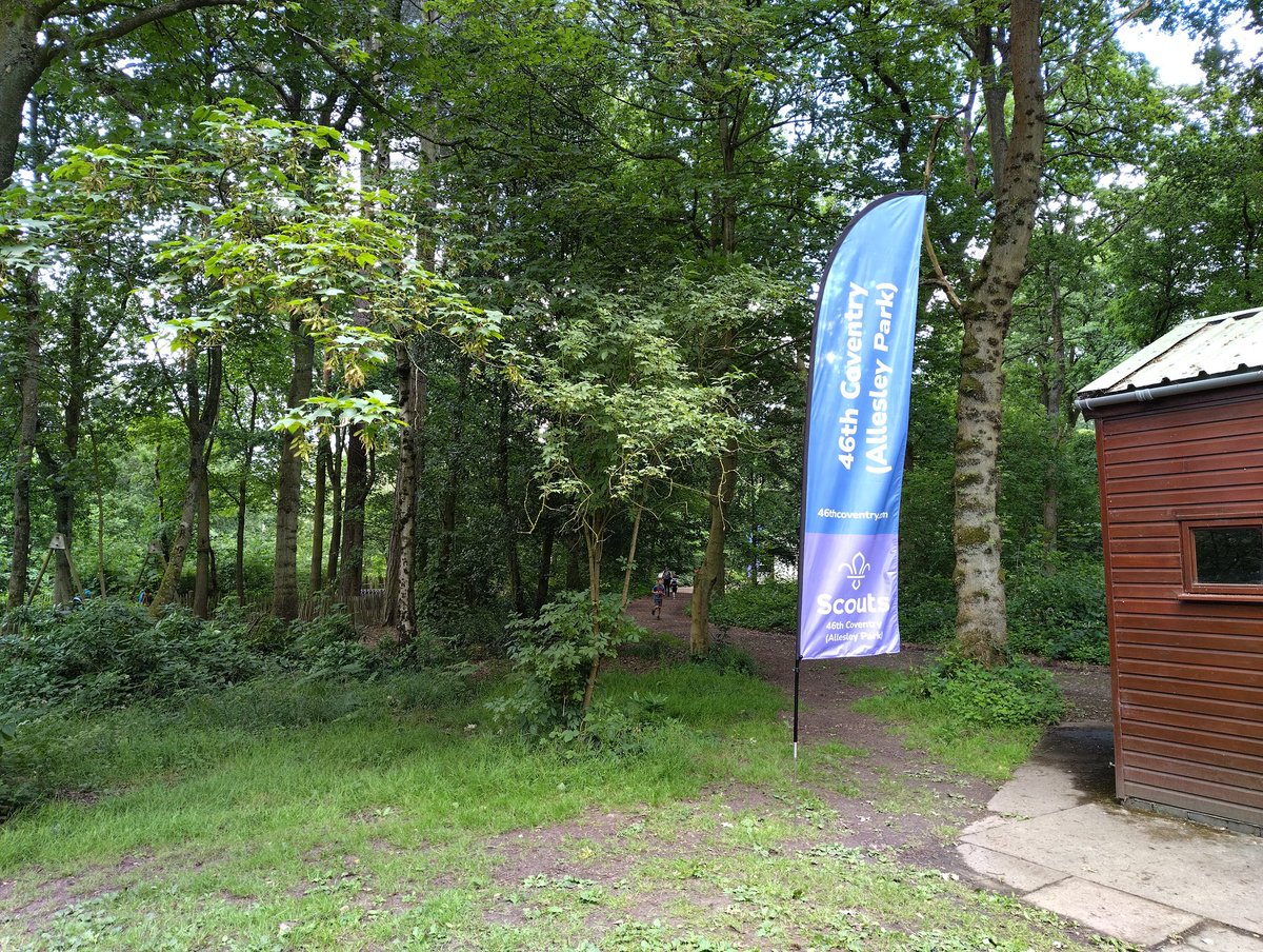 Loving our new feather flags from <a href="/Vibrant_Colour/">Vibrant Colour Promo</a> - no-one's going to go to the wrong hut this weekend.