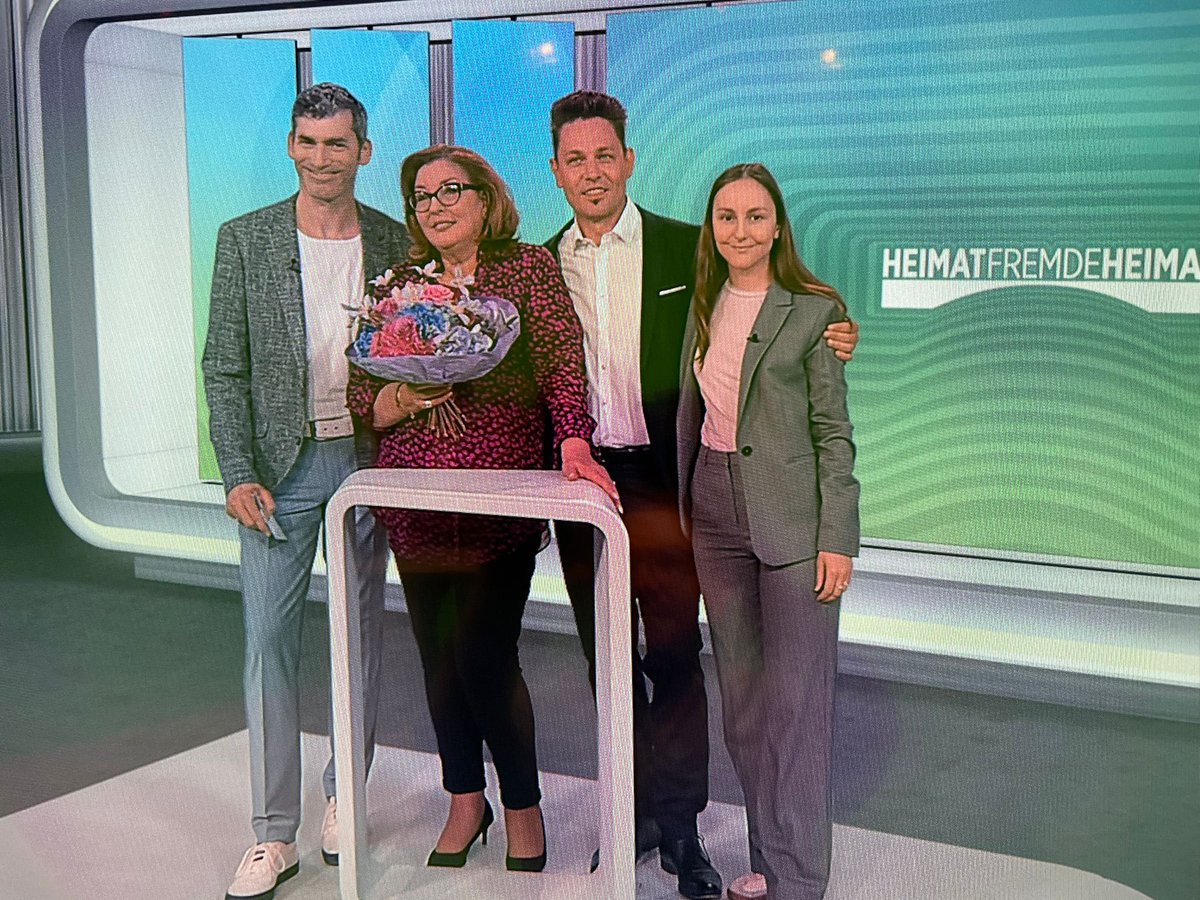 SilvanaMeixner's tweet photo. #HeimatFremdeHeimat am Sonntag, den 2.7. um 13.30 Uhr
Auf #ORF2
 
Ein letztes Mal führe ich durch die Sendung. Danke für euren Support &amp; eure Treue! ❤️ https://t.co/KJApQAFswb