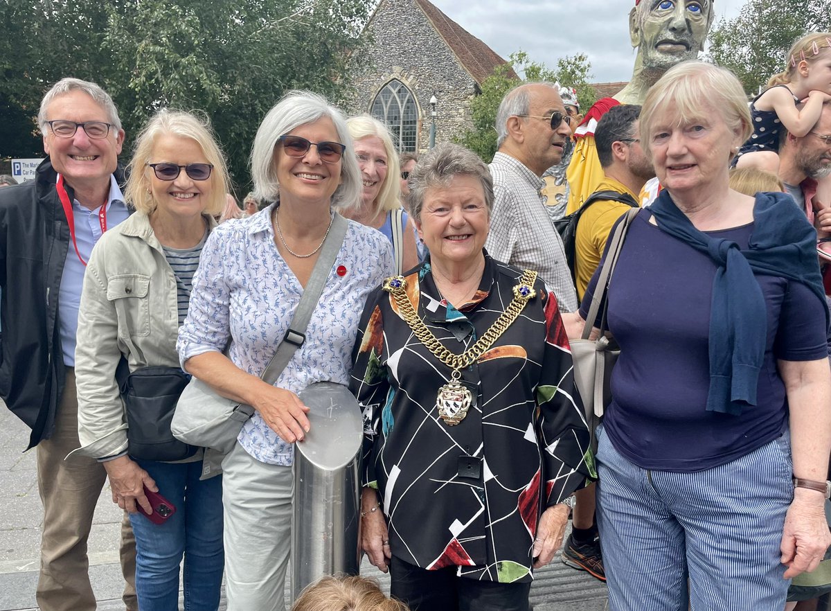 cantlabourgroup's tweet image. We had a brilliant morning stepping back in time with the Canterbury Medieval Pageant. There was mayhem galore, cheered on by Canterbury’s Labour Councillors and Party members. A flagon of ale to all involved 

#canterbury #lovecanterbury #supportlocal #canterburybid