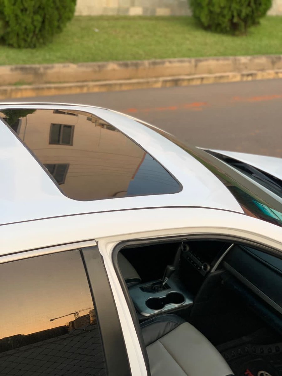 BecksEphya's tweet photo. Camry spider 2.5 capacity  Full uption  Key start https://t.co/e0G0VGywz3