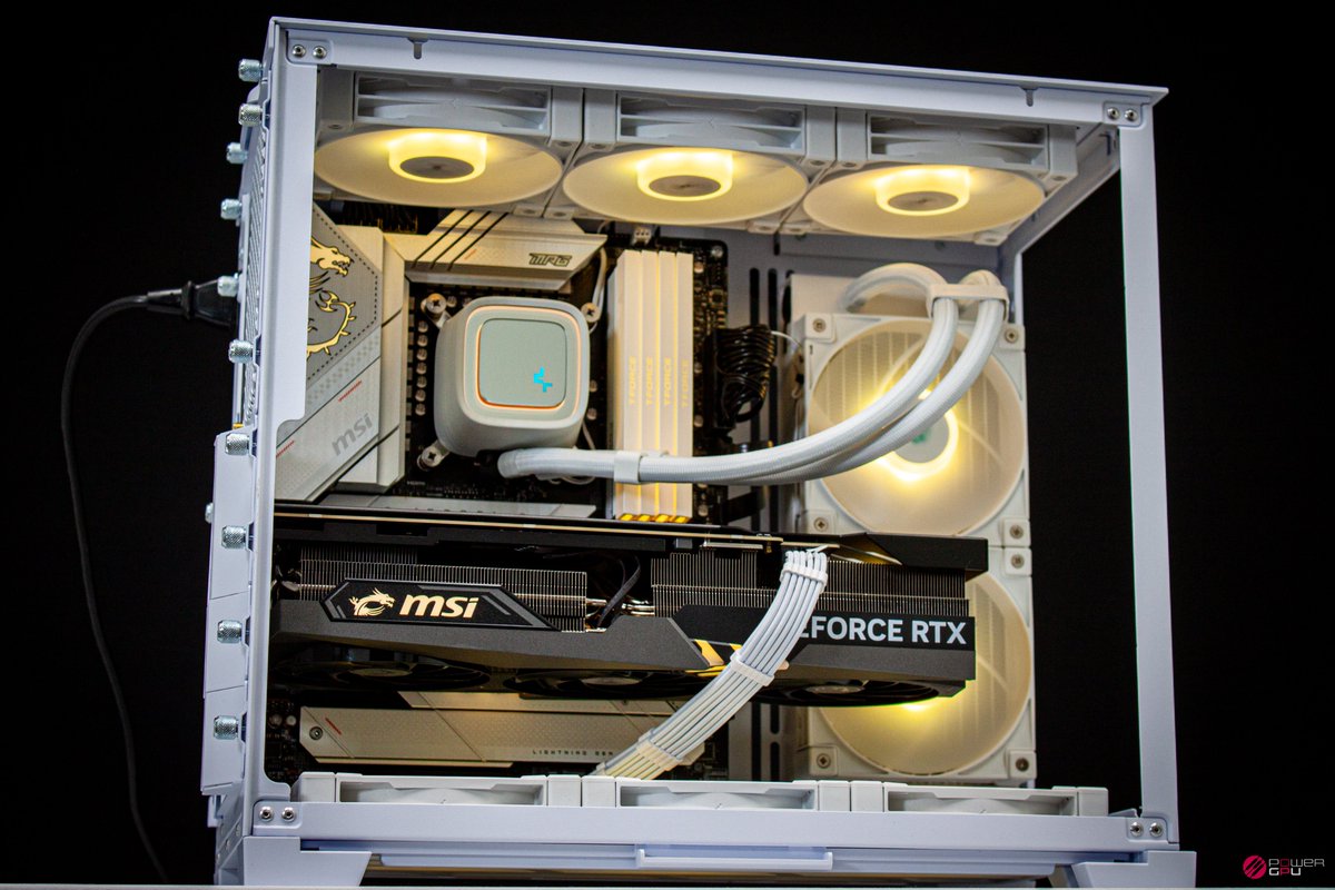 PowerGPU's tweet image. What would you do for this PC?