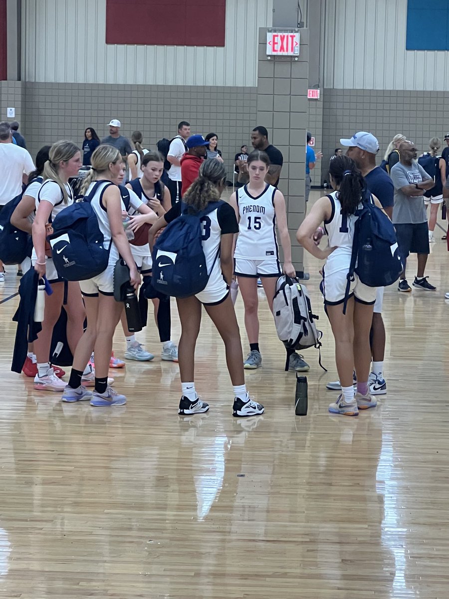 Great early morning start in Wichita for 15u kc and Columbia