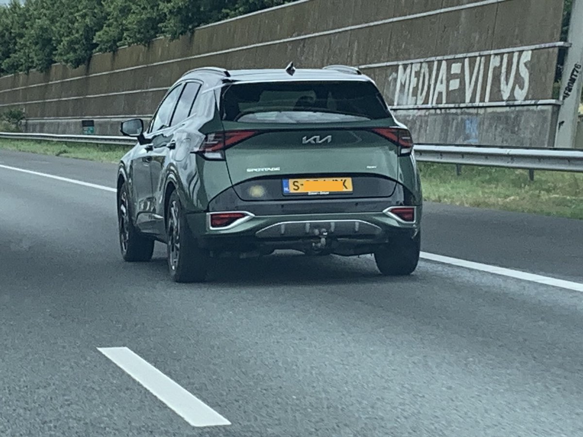 Kia snapt het wat leuke kleuren voor hun auto’s betreft ✅