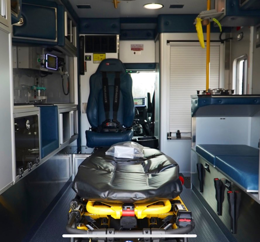 dcfireems's tweet photo. The #ApparatusDivision proudly placed a new EMS Unit in service for Ambulance 19 featuring the #ZeroRPM #IdleMitigation. This is consistent with @MayorBowser commitment to reduce toxic gas emissions & reflects a giant investment in safety for patients & #DCsBravest. https://t.co/xv708GJJe4