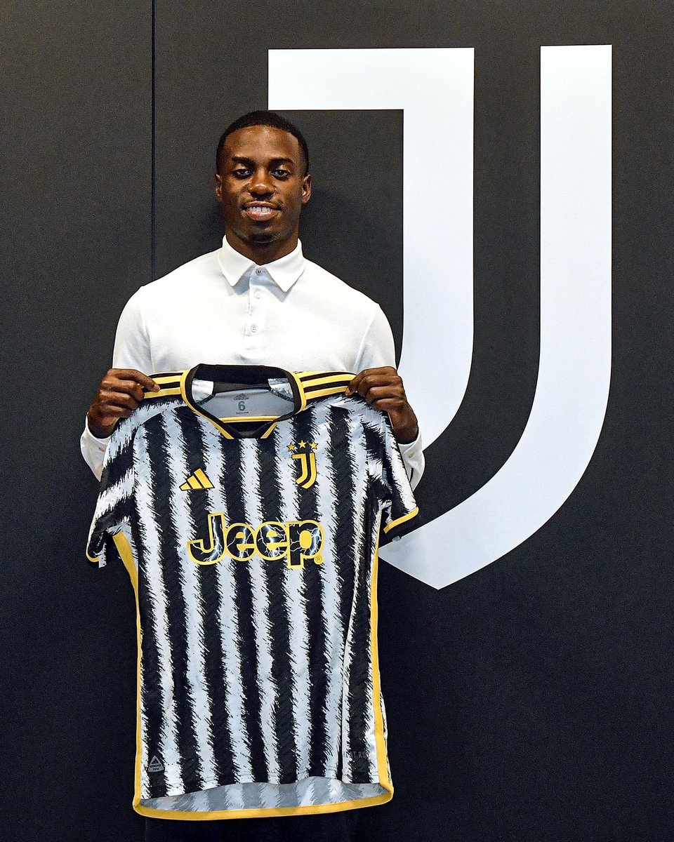 thelibinfluence's tweet photo. New threads, new home for Timothy Weah. Juventus have announced the signing of the Prince of Monrovia as he penned a five-year deal with them from French side Lille for €12M plus add-ons. 

A new chapter means bigger goals, congratulations, Weah. 
#TheLibInfluence https://t.co/SuDsRH4J3i