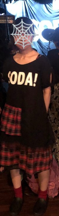 nino_chocolat's tweet photo. 去年はギリギリ間に合わなかったバンドTシャツをワンピースにリメイクした力作♥
#SODA!
#getpower
#10周年 https://t.co/01eESQSx6G
