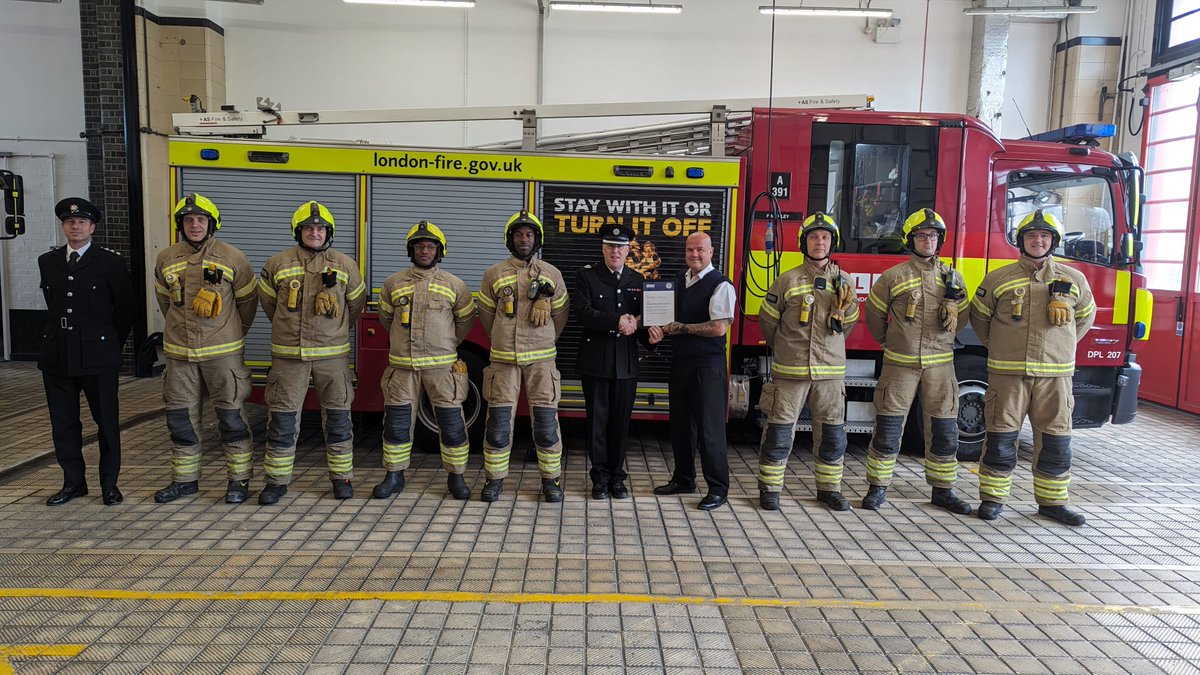 After 26 years with LFB today we say goodbye to Stn O Darren Burman. In charge of the Blue Watch at Finchley, he is looking forward to his next chapter and spending time with his family. From all at LFB we wish him well.