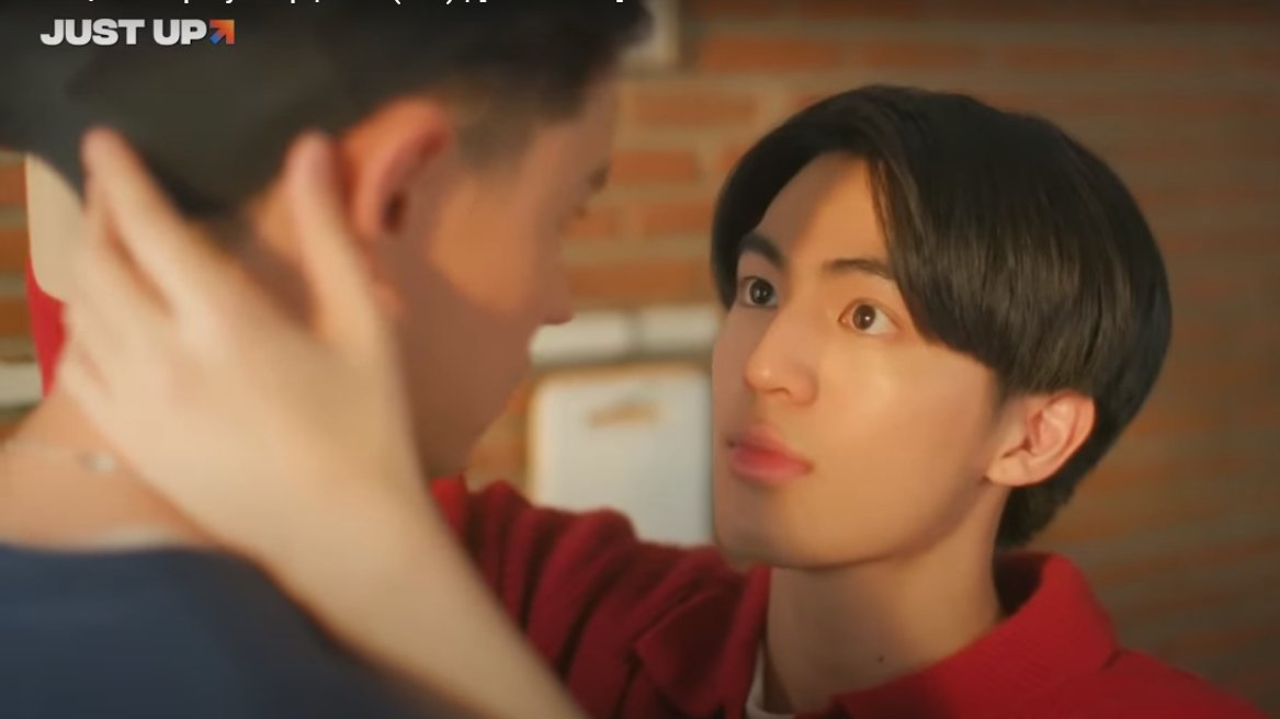 mantrisanuuu's tweet photo. This Pat is still living rent free in my head. The way he looked at Jeng with that sparkly boba eyes...OH I'M MELTED 🥹💓

#StepByStepEP6 #ManTrisanu #BenBunyapol https://t.co/6uPjSNzZmt