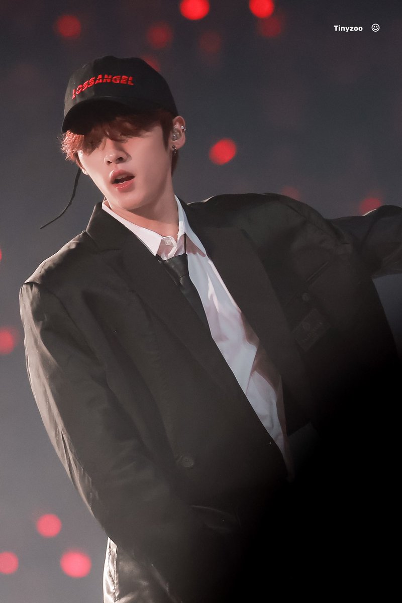 230701
🐰HD

 #straykids      #Leeknow 
#스트레이키즈      #리노