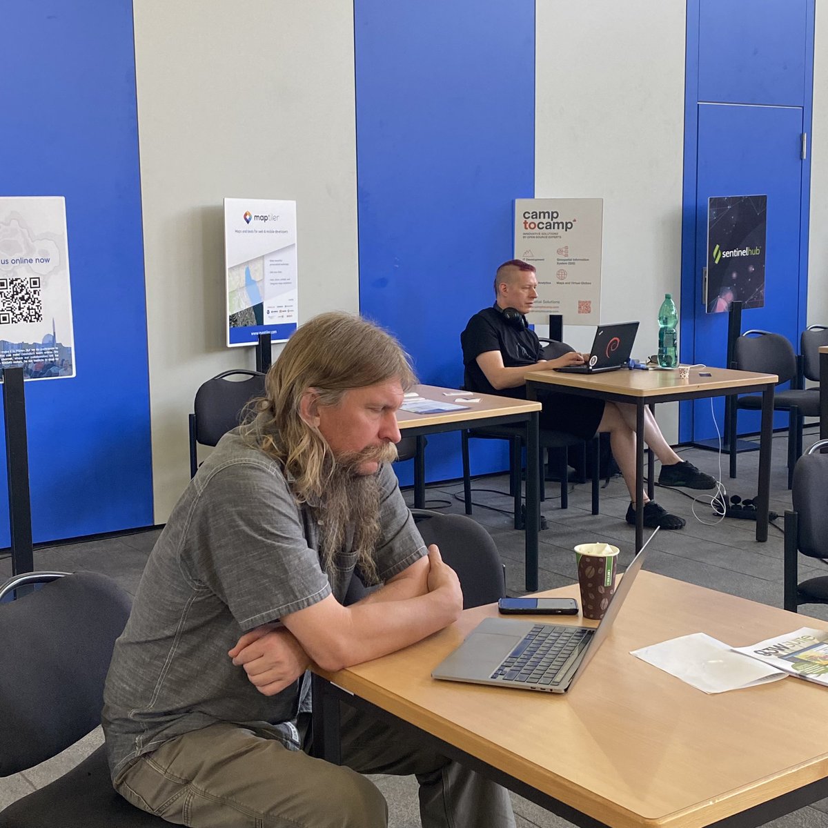 foss4g's tweet image. Community Sprint is embellishing the premises of #FOSS4G2023 🙌