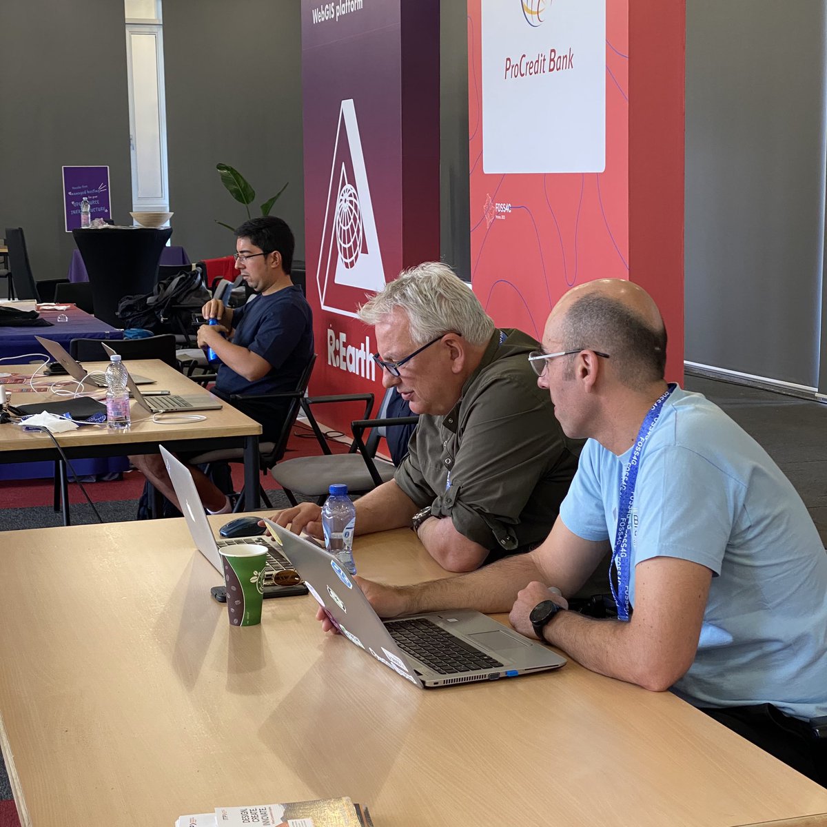 foss4g's tweet image. Community Sprint is embellishing the premises of #FOSS4G2023 🙌