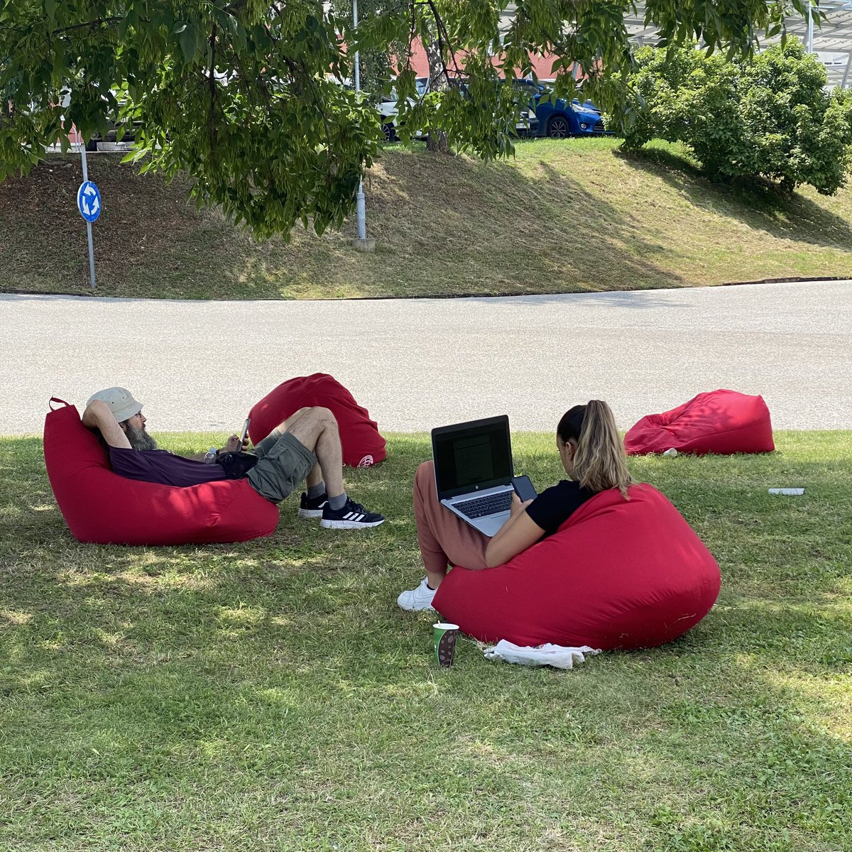 foss4g's tweet image. Community Sprint is embellishing the premises of #FOSS4G2023 🙌