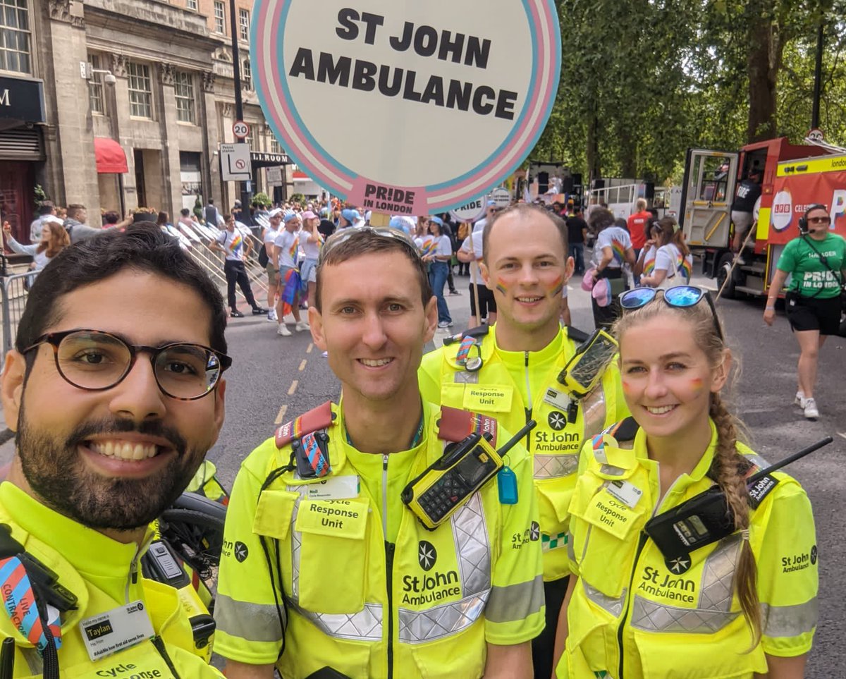 We are #Proud to be supporting crowds at #PrideinLondon 🚲🏳️‍🌈 Our teams are out and about in Central London and in the parade! #VolunteeringWithPride