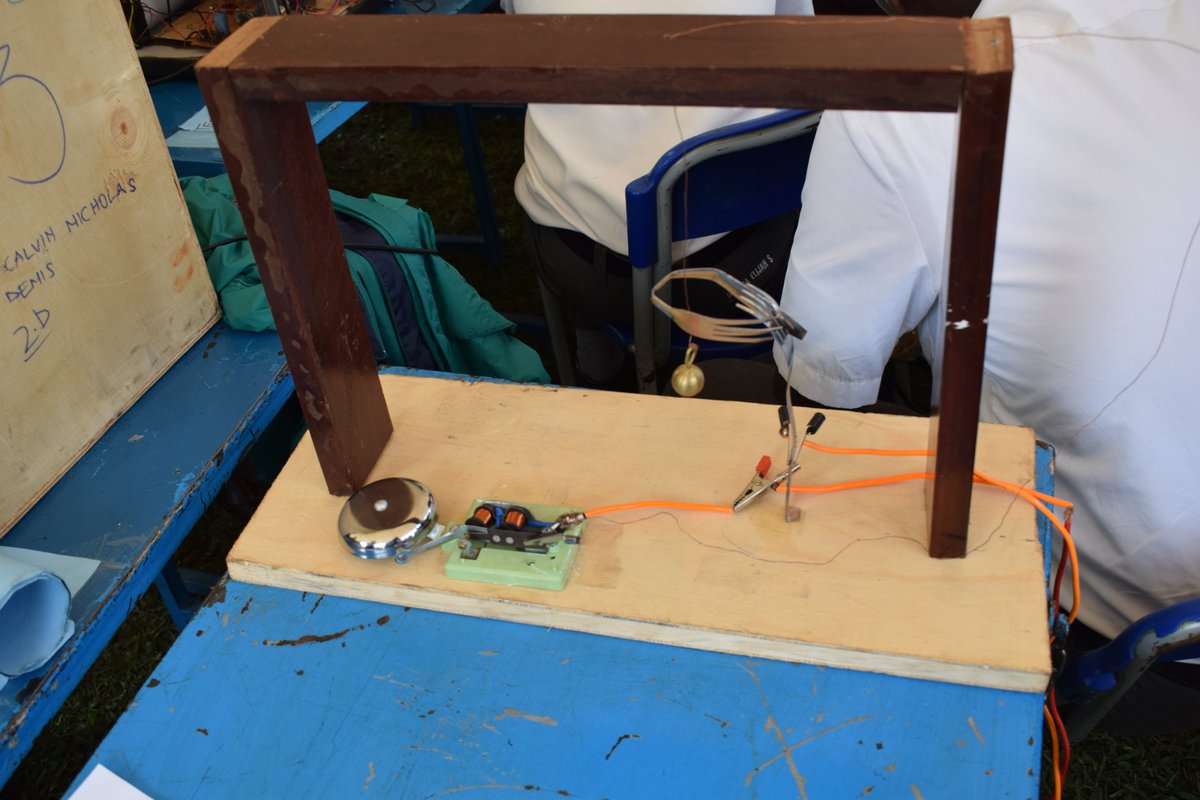 Today  science fair projects. #smackscifair #newcurriculum
Project16: Earth Quake Alarm
when the shaking starts, the bob shakes and completes circuit hence making an alarm