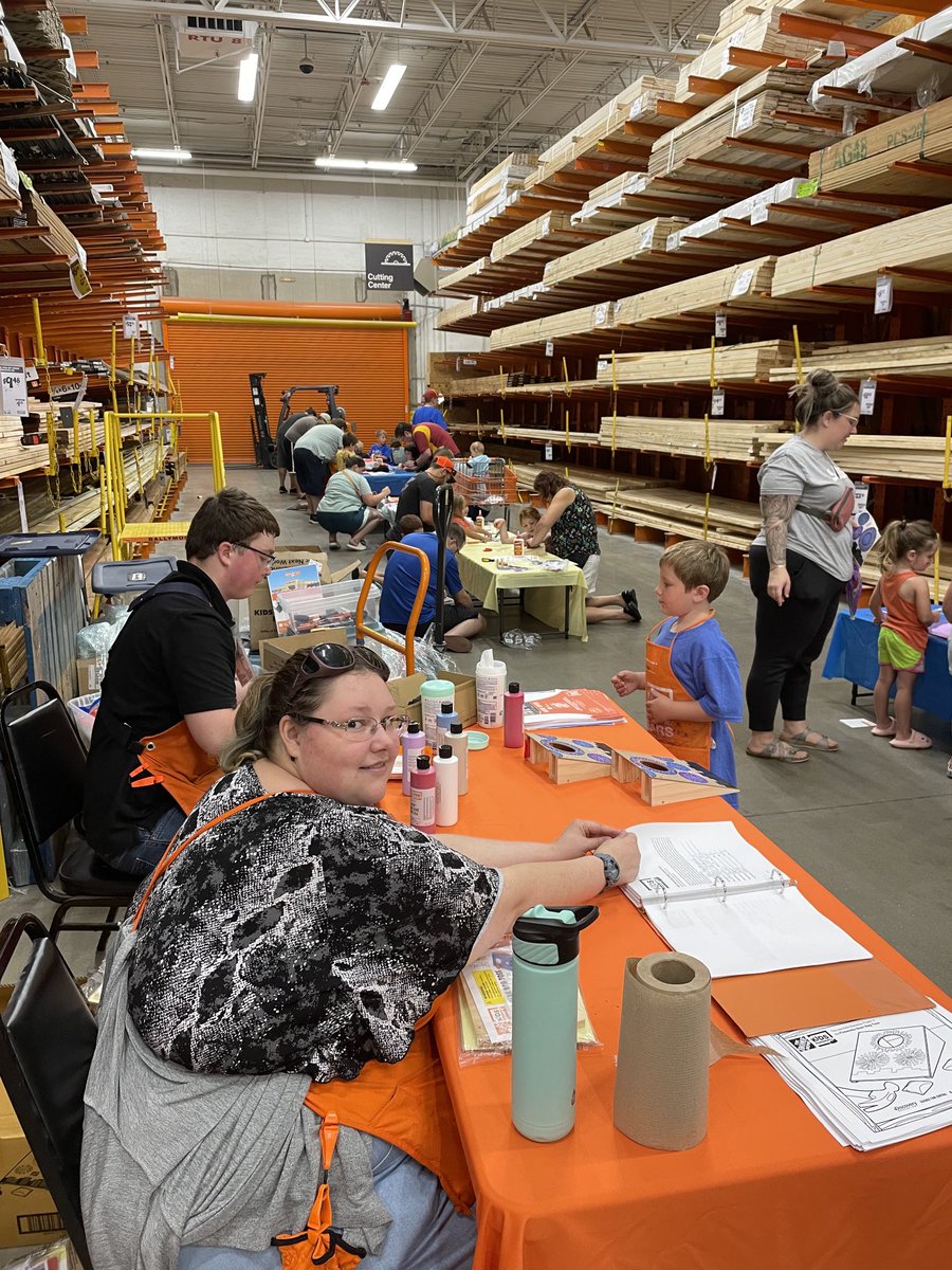 #KidsWorkshop at #HD2107 our kids learning and having fun!!! ⁦<a href="/HD_John_2107/">John Roepke</a>⁩ ⁦@soul99plus1⁩ ⁦<a href="/jordanolsen0288/">Jordan Olsen</a>⁩