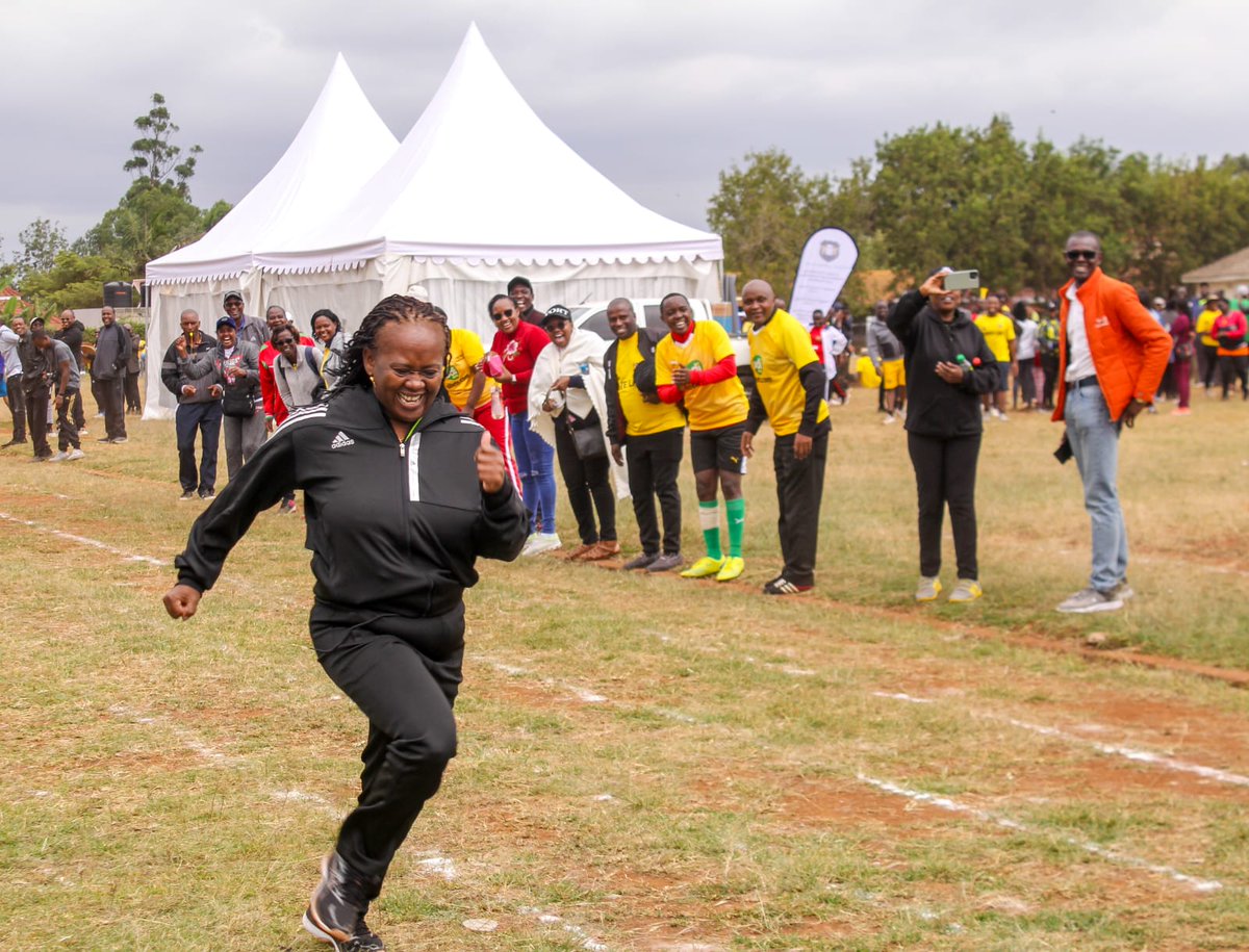 AGOfficeKenya's tweet photo. Staff members formed teams that participated in Football, Volleyball,Tug of War, Athletics, Chess & Scrabble. In attendance were CEOs, Board members from SAGAs & OAG&DOJ regional heads and HODs. #AGcup https://t.co/LOAJSRayqi