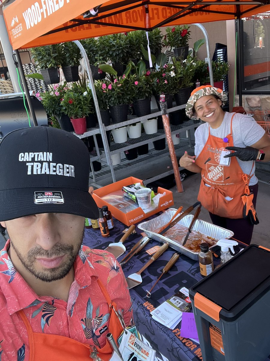 JFields_THD's tweet photo. Nothing quite like a @TraegerGrills AND @tuffshed Saturday Specialty event on a holiday weekend!!! #Sublime4409 #DrivingD53 #PacNorthProud https://t.co/Z8SFOxZAxe