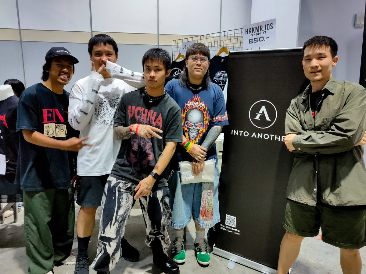 Bomb at Track และ Conductor มาเยี่ยมจ้า

#bombattrack #conductor #iaintoanother #ia #intoanother #SweetMulletBand #sweetmullet #mulletcrew #catradio  #CATTSHIRT #leoรวมกันมันส์กว่า #leo #TheConcertApplication