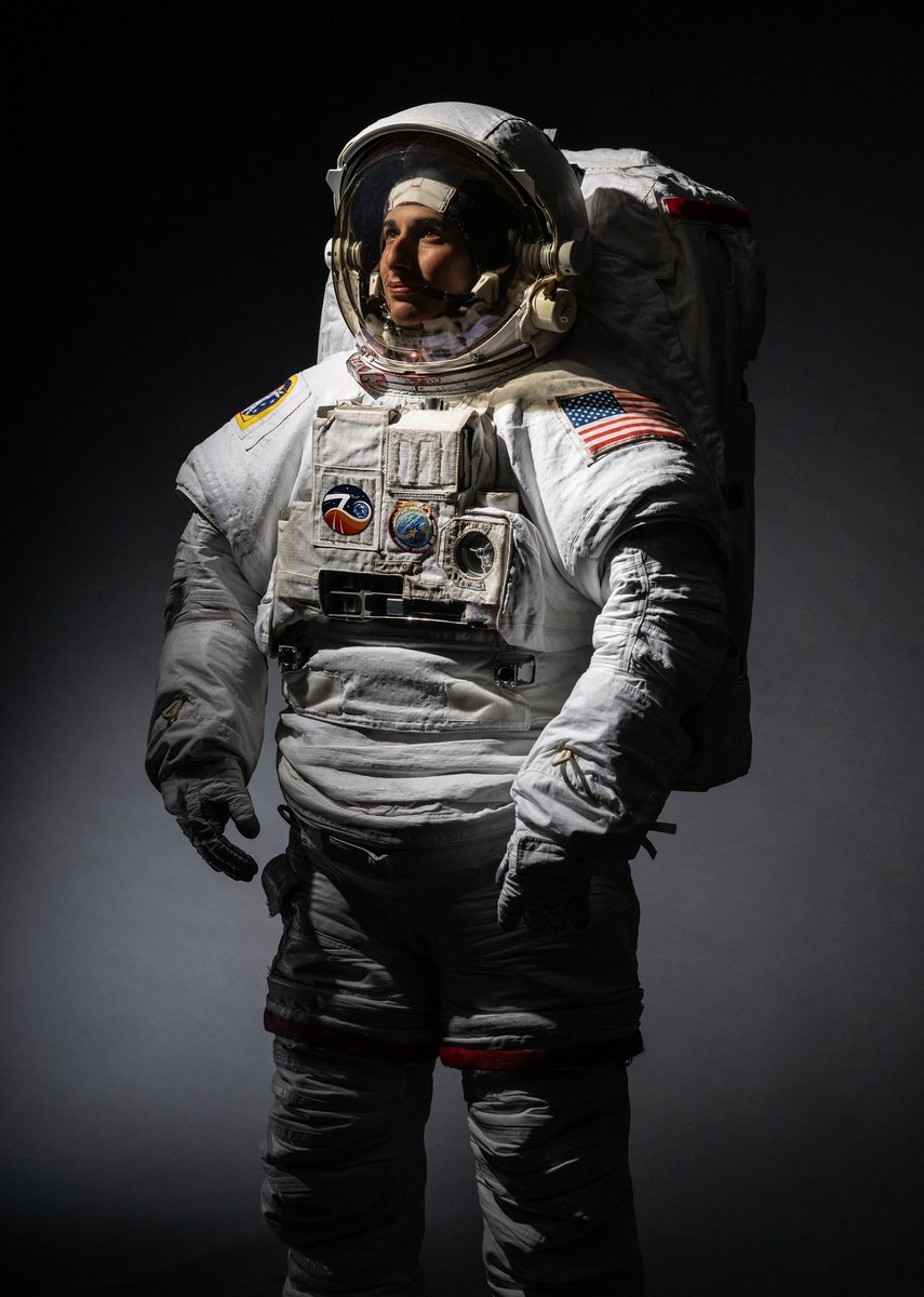 NASA's SpaceX Crew-7 Commander & Astronaut Jasmin Moghbeli | International Space Station @AstroJaws @NASA_Johnson @NSS @SGAC @sedsusa @UKSEDS @sedscanada @CdnSpaceSociety friendsofnasa.org/2023/07/nasas-…
