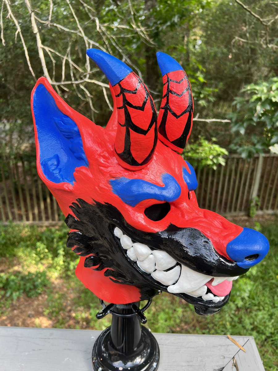 SnapJawForge's tweet image. Can you feel it? That growing rumble of pure… anticipation?

It’s time for a Snap Jaw raffle! We want to 💥blow this up💥 bigger than any we’ve done before!

Follow, RT and comment tagging 2️⃣ friends you want in your pack to win 1 custom hood &amp;amp; 2 blanks!

Raffle ends on the 15th