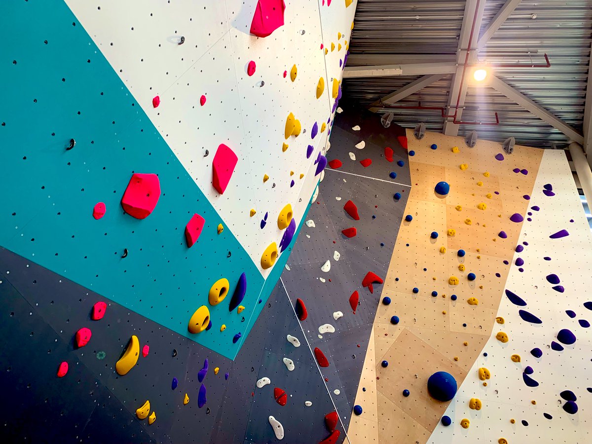 SMSCAspire's tweet photo. This place is where it’s at! What an absolutely awesome experience #Climbing #Slacklining #Bouldering #Workout #Gym #Food &amp; #Fitness at Parthian Climbing Wandsworth (Southside)🙏🏽❤️🧗🏼‍♂️

@Parthian_LDN @SouthsideSW18 @Arcteryx https://t.co/U7YroY64v9
