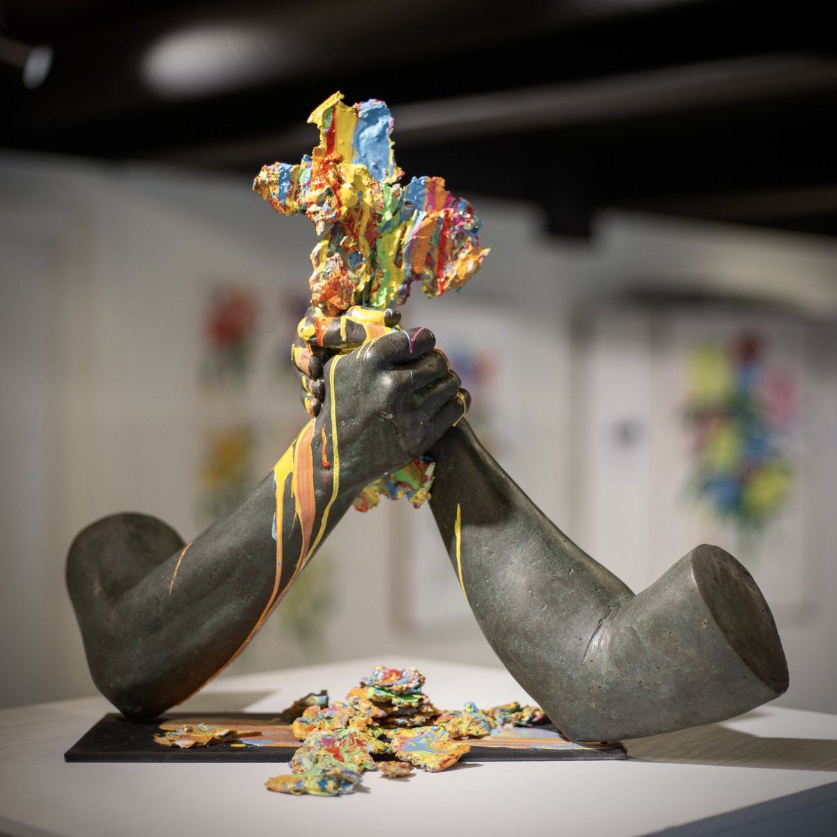 We’re thrilled to present one of our most exciting emerging artists first 3D works as part of #InfiniteNature Oslo 

‘Peace Is In Us’ - a symbol of peace, love &amp; unity overcoming fear, hate &amp; doubt
 
Love is infinite…

#HappyPride Oslo! 🇳🇴🌈

redhouseoriginals.com/shop/artwork/p…