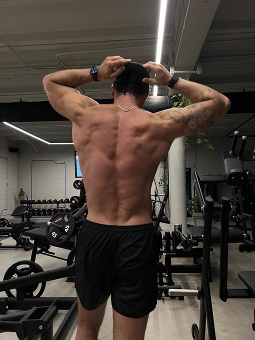 let&rsquo;s f**kin gooo 🇺🇸 ☀️ 🛶 https://t.co/WKvOWc4rWq