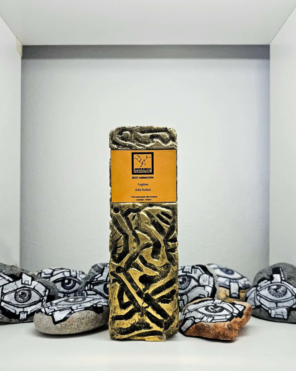 Updates and developments.

Fugitive has won the "Finalist Award" at Los Angeles International Sci-Fi Film Festival, and two awards at the Vision Feast Film Festival in New Zeland under the categories of  "Best 3D project" and "Visionary VFX", making this our 23rd award for the