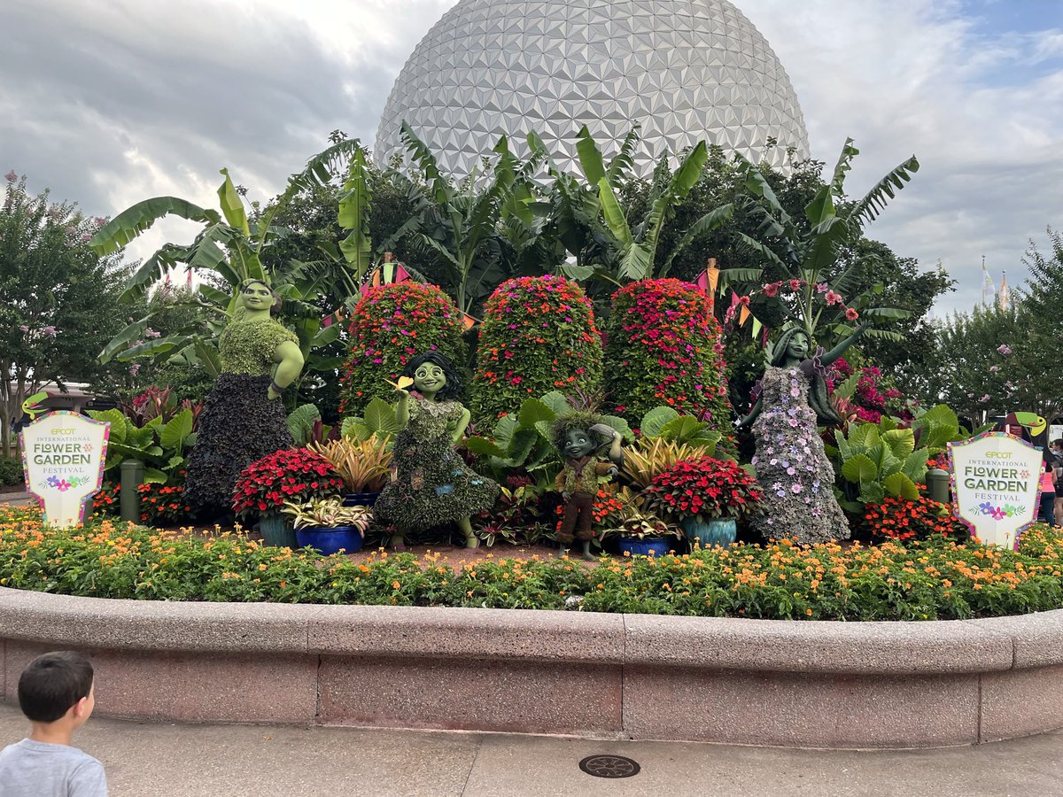 adam_ap_wdw's tweet image. Good morning from Epcot