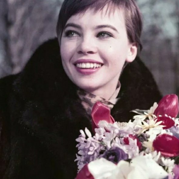 Happy birthday to my princess, leslie caron        