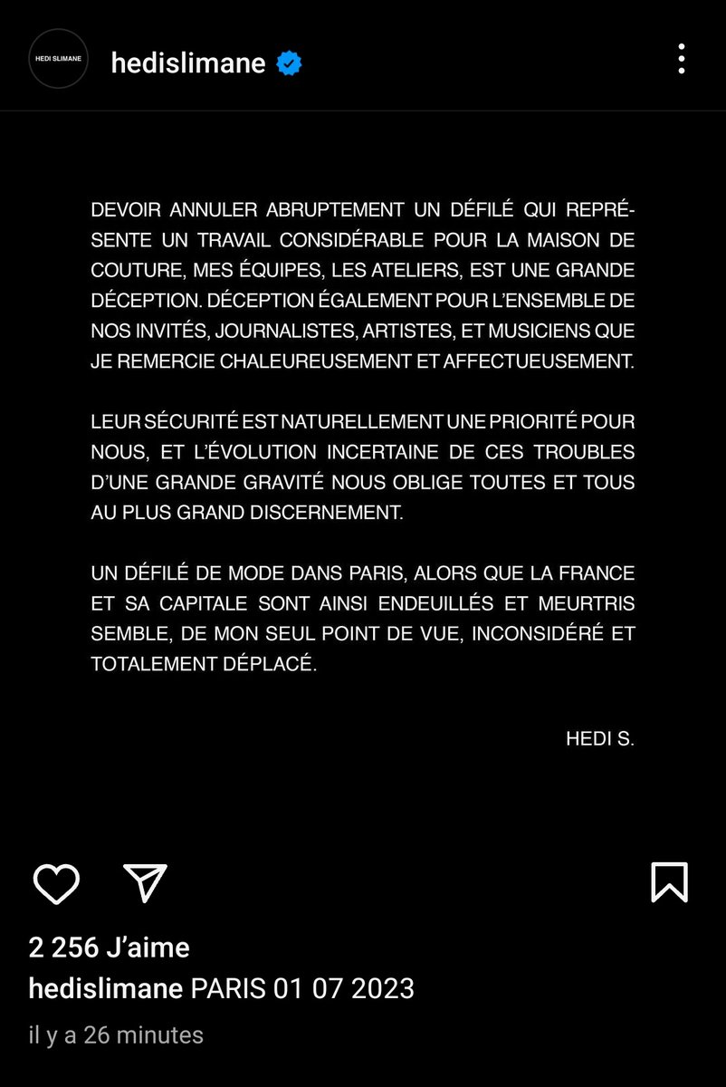 🚨 Celine's Printemps/Été 2023 Paris fashion week is canceled due to recent protest events in France