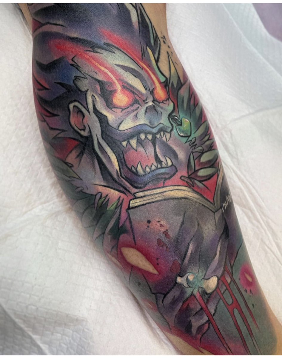 stefansalamone's tweet photo. Ryuk for Zak to kick off a very fun leg sleeve! Cheers man!
•
#tattoo #tattooart #instatattoo #deathnote #anime #animetattoo #deathnotetattoo #otakutattoo #colourtattoo https://t.co/GR76DoVenV
