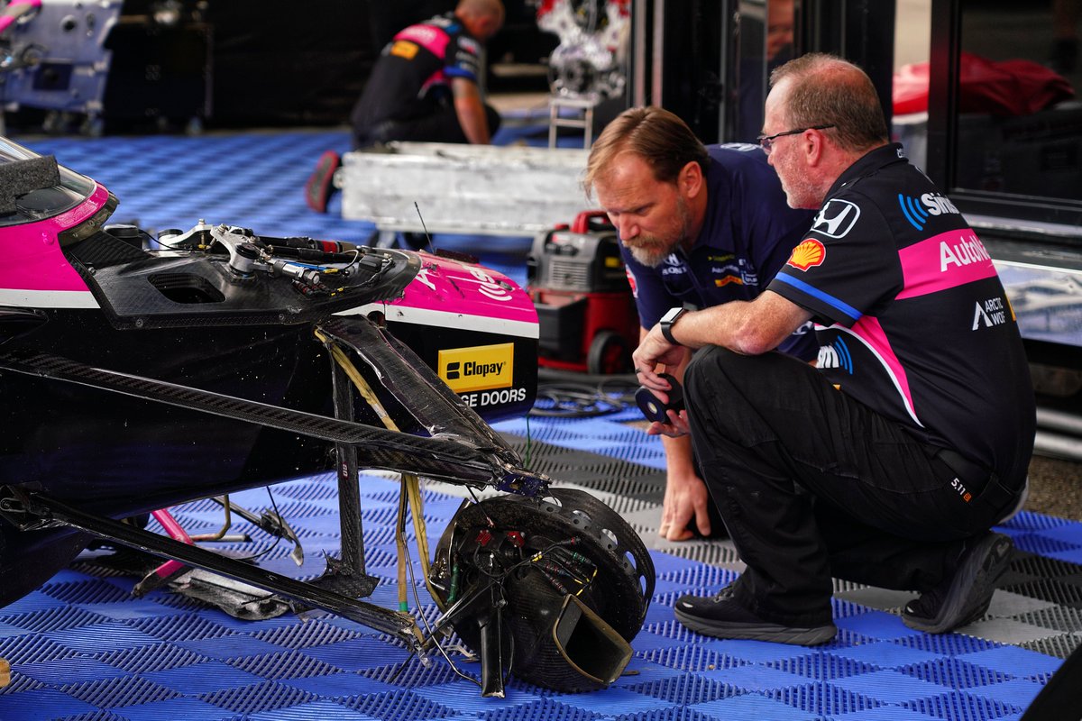 Photos of Pagenaud's wrecked car in the team's garage area.

Extensive damage to nearly every part of the car, and plenty of dirt and gravel as well.

The team no longer has to rush, as Pagenaud has not been cleared to take part in qualifying this afternoon.

#IndyCar #Honda200