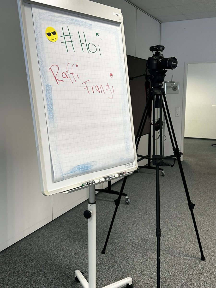 raphaelfrangi's tweet photo. Intensiv wars. Schön wars. Die postitiven Feedbacks von Studierenden sind Nahrung für die Seele 💫💛 Thanks for every Feedback!

@FHNW #teacherlife #teaching #coaching #marketing https://t.co/j1bRMPVd59
