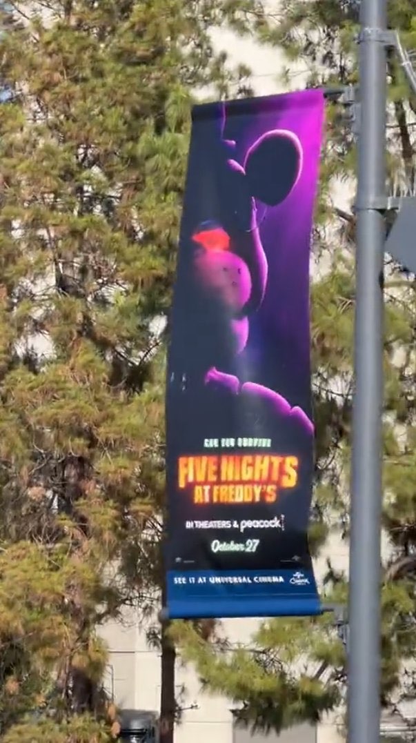 FNAFMovieUpdate's tweet photo. Some FNAF Movie flags were spotted in Universal Studios Hollywood! https://t.co/BkcF9vo0OO