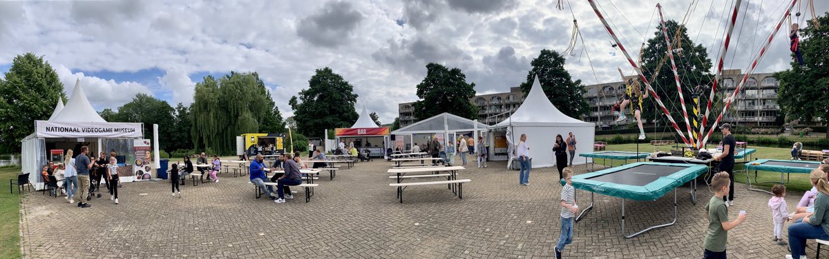 Op het Dobbe eiland staat het kinderplein van #Culinair #Zoetermeer  met oa <a href="/NaVGMuseum/">Nationaal Videogame Museum</a>, kinderopvang en trampolines, leuk voor de kids! <a href="/CulinairZ/">Culinair Zoetermeer</a>
