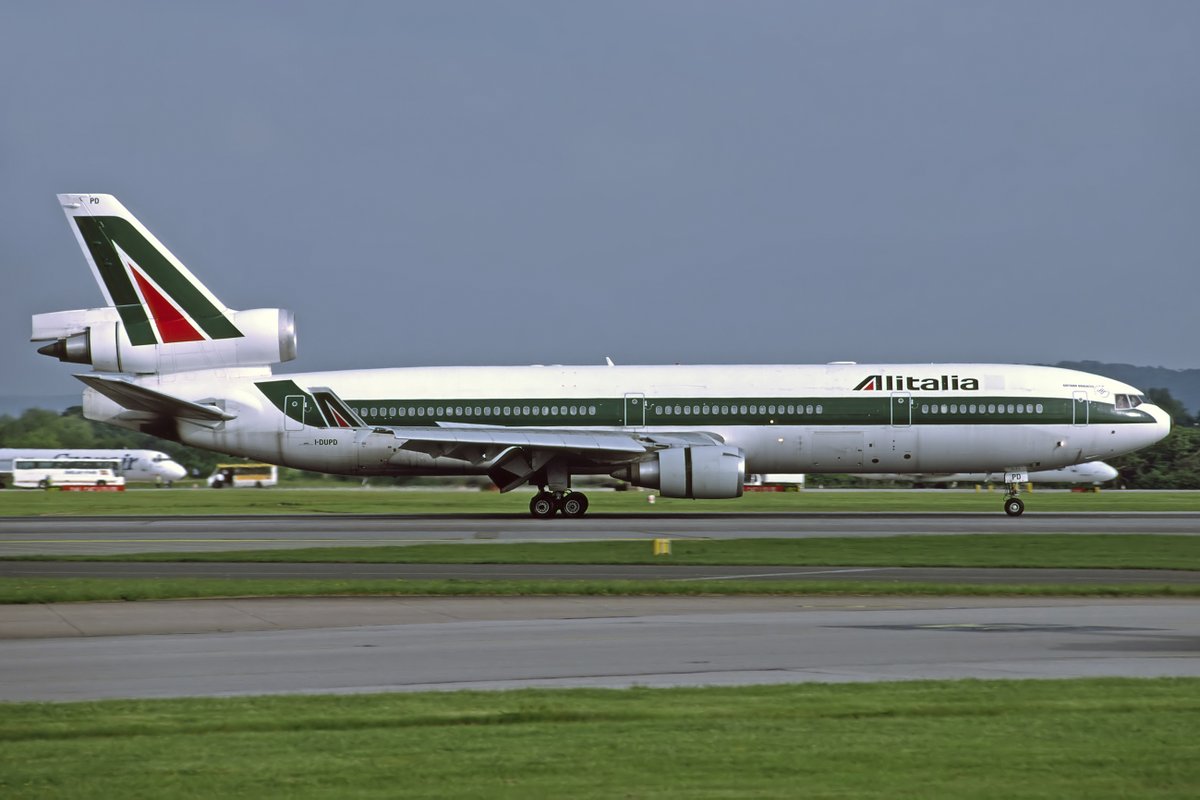 Planespotting highlights of busiest ever day at Manchester Airport: hubs.ly/Q01W4qx90

📸Richard Vandervord

#Avgeek #Aviation #Flying #ManchesterAirport #MAG #Manchester #Airtravel #Planespotting