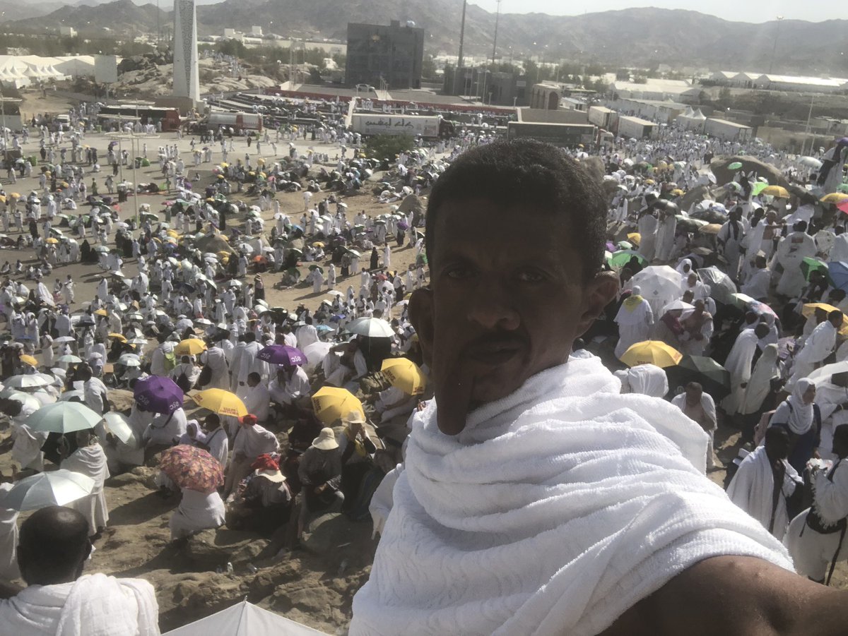 mohamad_Bakheet's tweet photo. الحمدلله علي تمام الحج
اللهم ال��بول وحج مبرور وسعي مشكور  وذنب مغفور https://t.co/NAV3aSCLIi