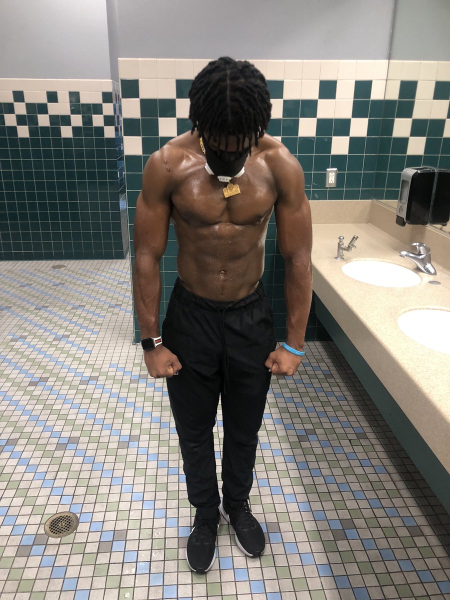 Ain’t no breaks when ur hungry  <a href="/CUBuffsFootball/">Colorado Buffaloes Football</a>  <a href="/DeionSanders/">COACH PRIME</a> #skobuffs #dawgs