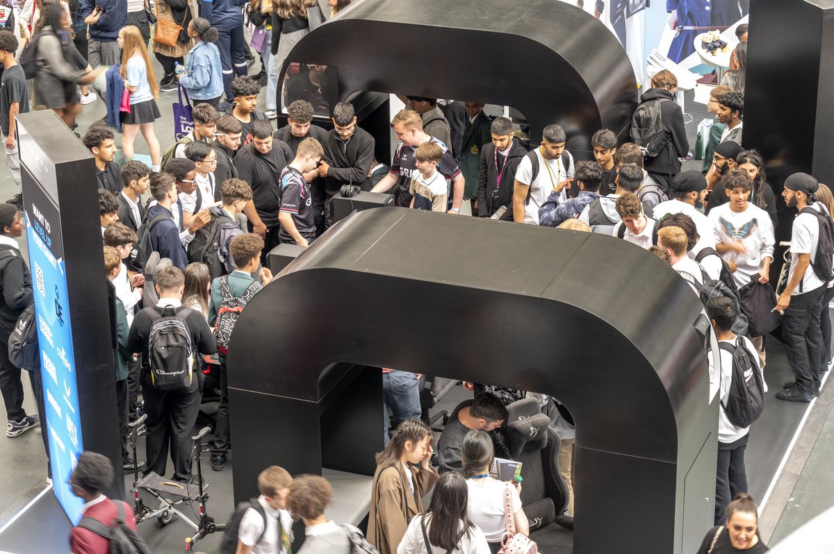 StepUpExpo tweet media