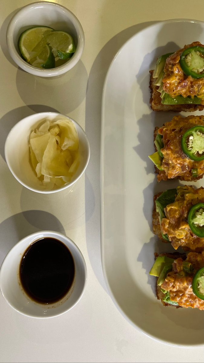 juhmeer's tweet photo. last night. crispy rice, spicy tuna and avocado https://t.co/LB92PfpEJx