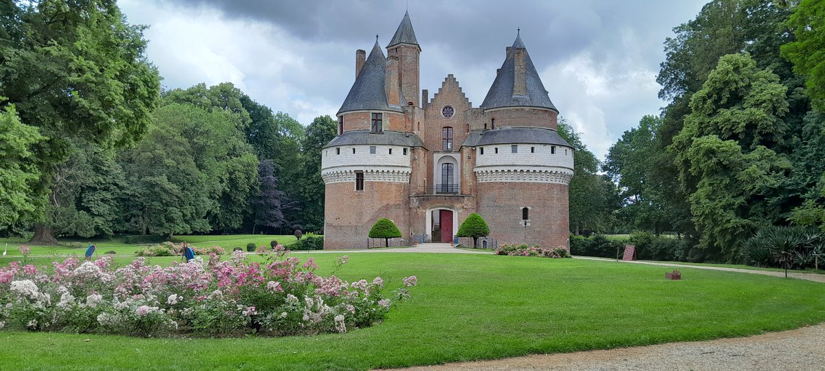 Le château de Rambures, à visiter absolument ! #picardie #somme #chateau #castle