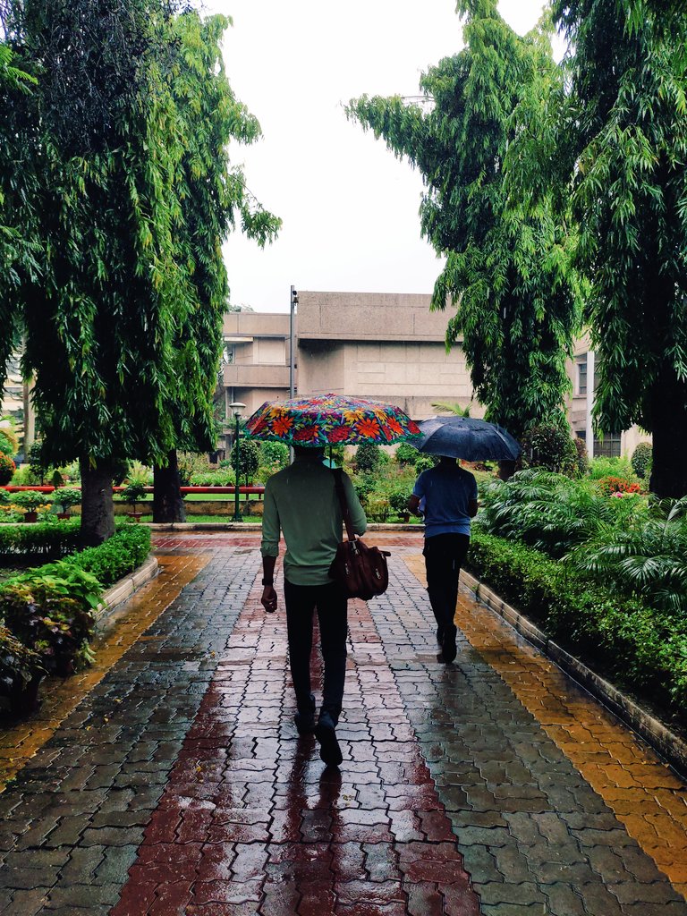 jampotwala's tweet photo. A Rainy Afternoon in XL.
#XLLife https://t.co/49x2roIu1O