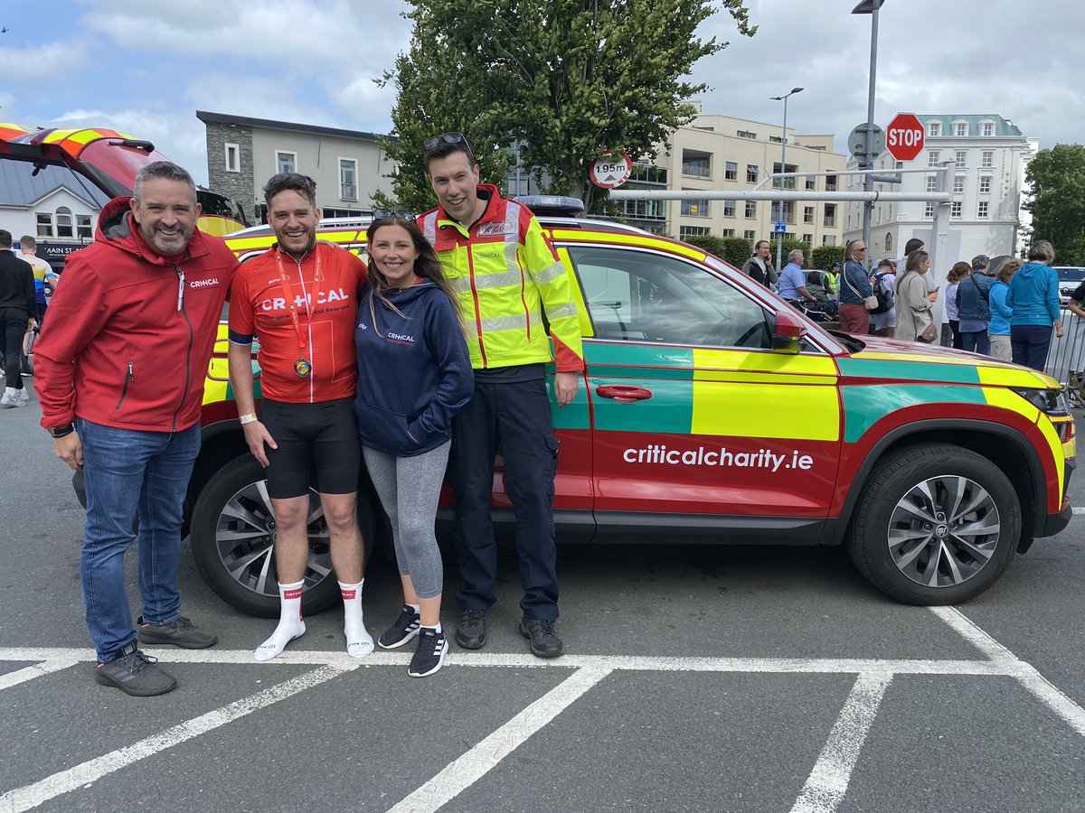 Brilliant to bump into one of our Volunteer Responding Doctors today @maruddy1 on @RingOKerryCycle